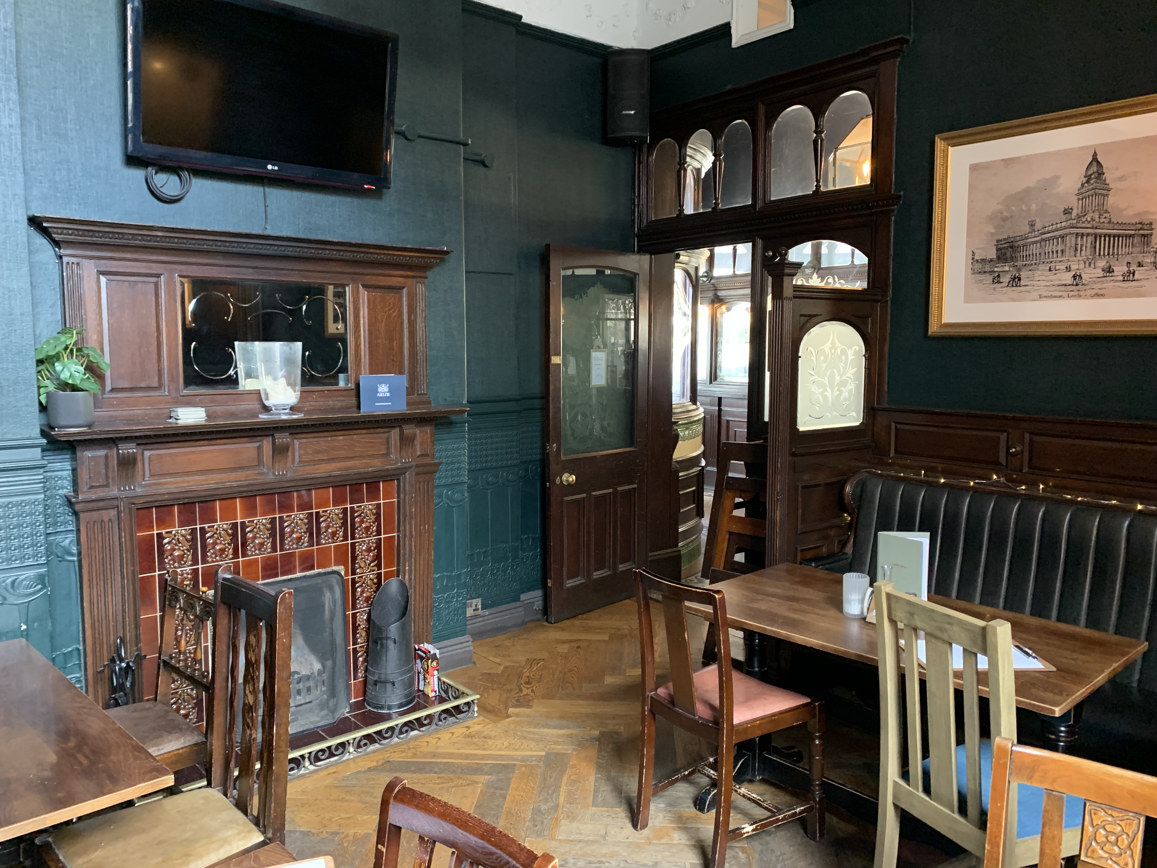 Rear Smoke Room.  by David Sherliker